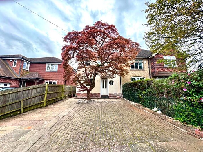 3 Bedroom Semi-Detached House To Rent In Reading Road South, Church Crookham, GU52