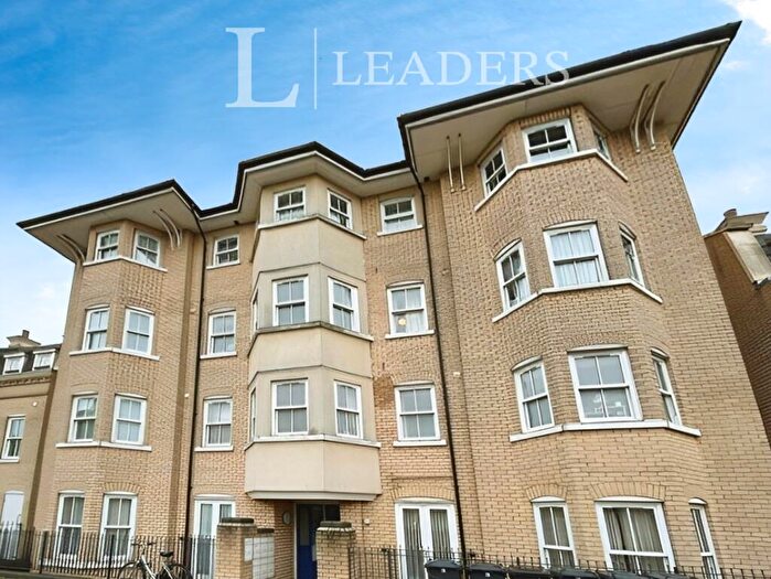 2 Bedroom Apartment To Rent In St Matthews Gardens, Cambridge, CB1