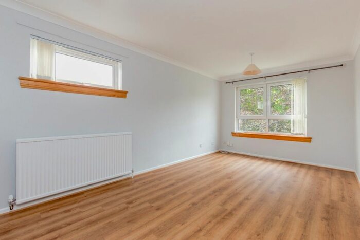 2 Bedroom Flat To Rent In Howden Hall Court, Liberton, Edinburgh, EH16