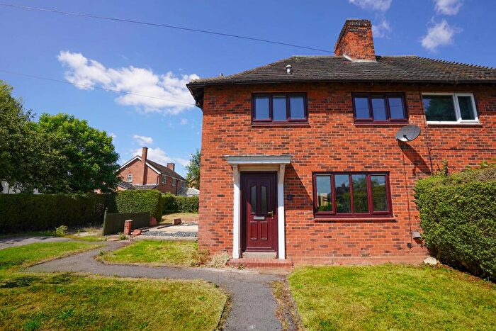3 Bedroom Semi-Detached House For Sale In Simon Close, Woodbeck, DN22