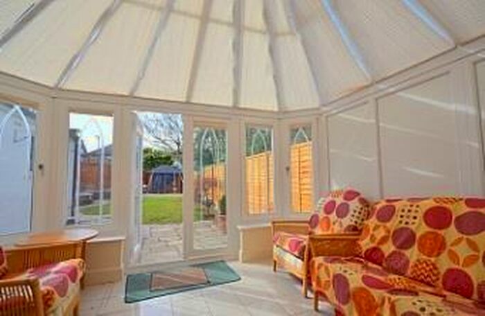 4 Bedroom Semi-Detached House To Rent In Fursby Avenue, West Finchley, N3