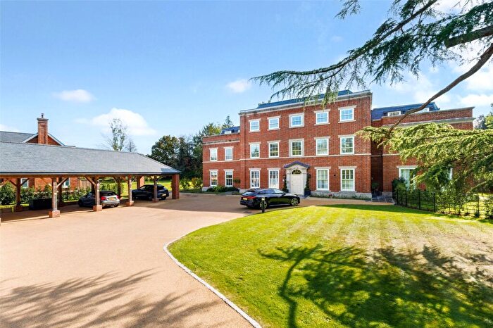 2 Bedroom Duplex For Sale In The Manor, Winkfield Park, Winkfield Row, Berkshire, RG42