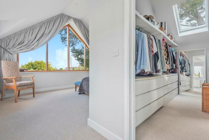 5 Bedroom Detached House For Sale In Bourton, Swindon, SN6