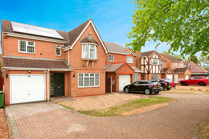 4 Bedroom Detached House For Sale In Oxney Road, Peterborough, PE1