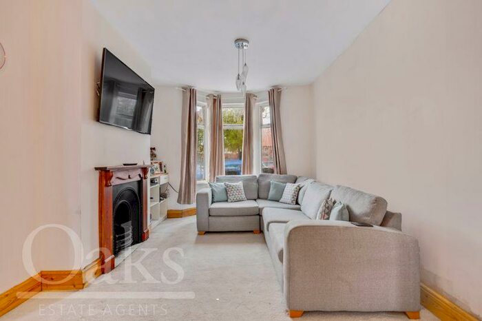 2 Bedroom Terraced House To Rent In Sandown Road, South Norwood, SE25