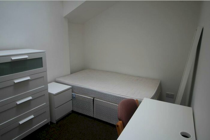 6 Bedroom Flat To Rent In A Warwick Street, Leamington Spa, CV32
