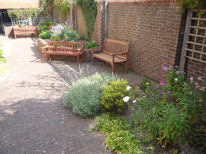 2 Bedroom Flat For Sale In Homewater House, Upper High Street, Epsom, KT17