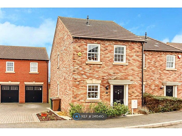 3 Bedroom Semi-Detached House To Rent In Prescod Close, Wellingborough, NN8