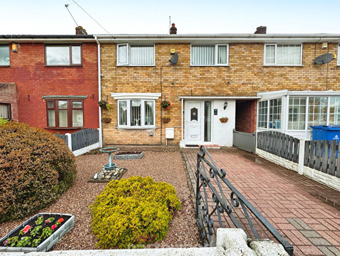 3 Bedroom Terraced House For Sale In Wike Gate Road, Thorne, DN8