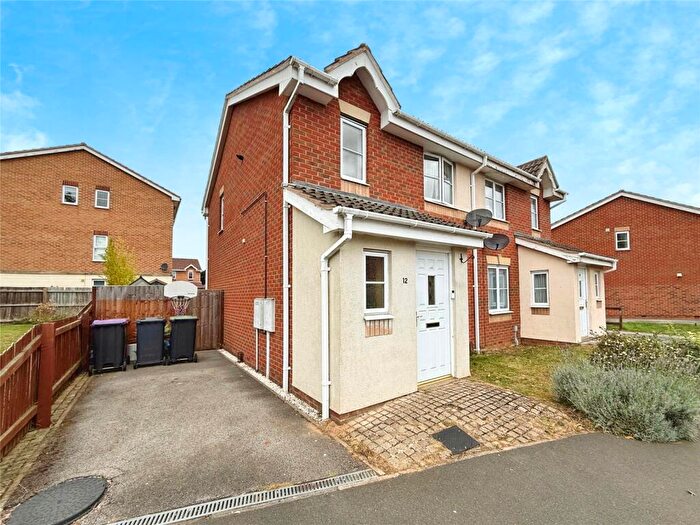 3 Bedroom Semi-Detached House For Sale In Hadrians Road, Bracebridge Heath, Lincoln, Lincolnshire, LN4
