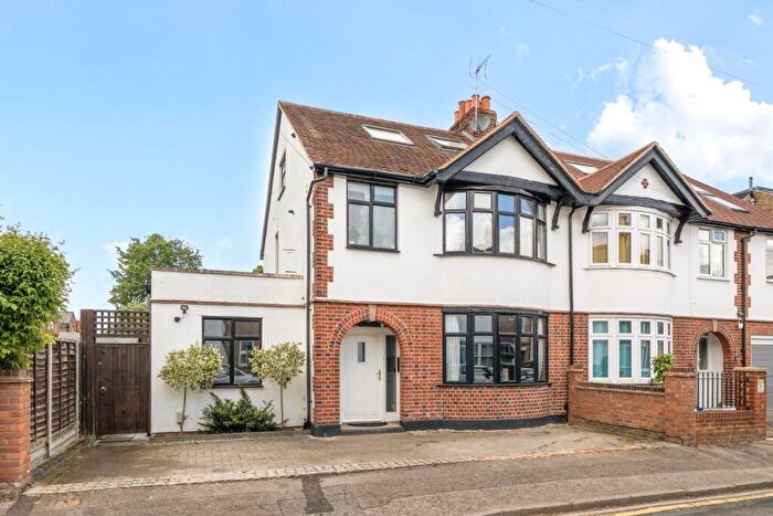 4 Bedroom Semi-Detached House For Sale In Vansittart Road, Windsor, Berkshire, SL4