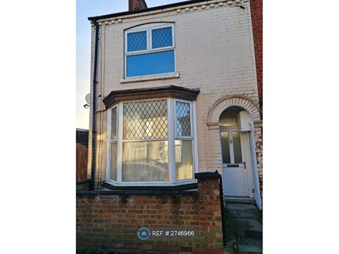 3 Bedroom End Terrace House To Rent In Spencer Road, Rushden, NN10