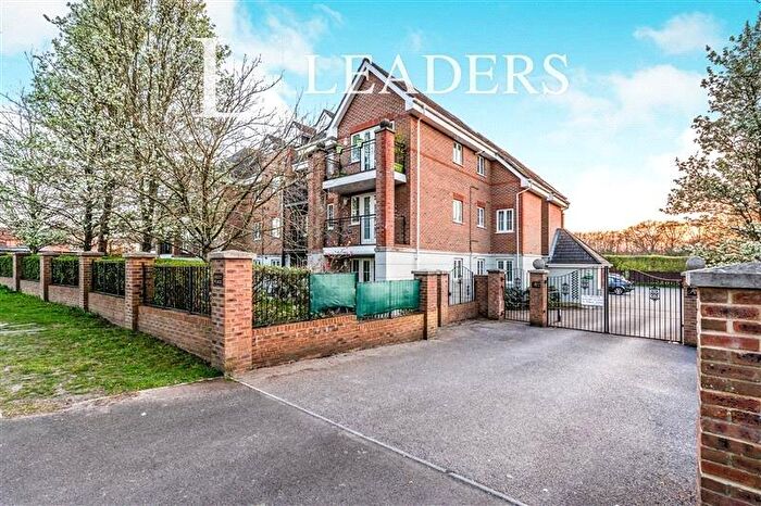 2 Bedroom Flat To Rent In Ascot Place, Wildern Lane, SO30