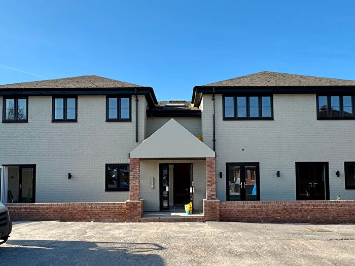 1 Bedroom Flat To Rent In Canon Street, Taunton, TA1