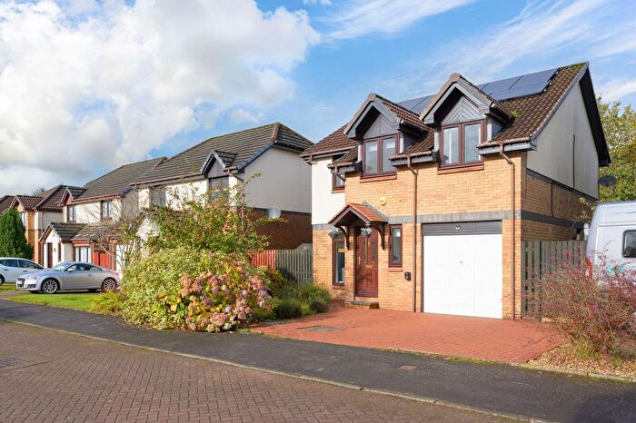 4 Bedroom Detached House For Sale In Cawder Road, Cumbernauld, G68