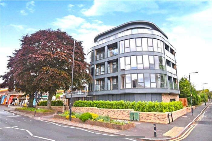 3 Bedroom Flat For Sale In Manor Road, Arc Apartments, SM6