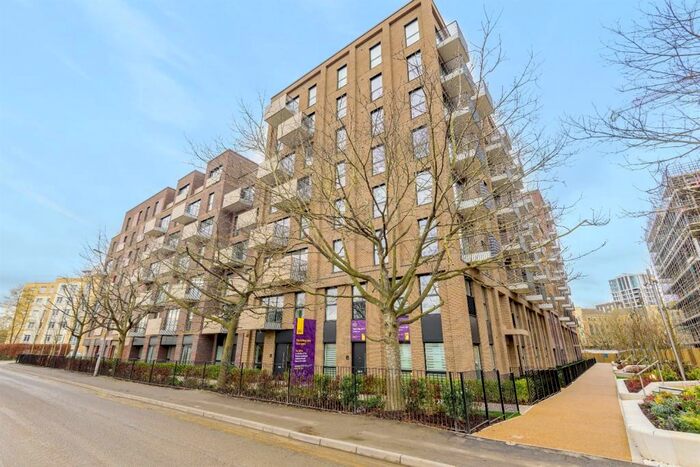 2 Bedroom Apartment To Rent In Carraway Street, Reading, RG1