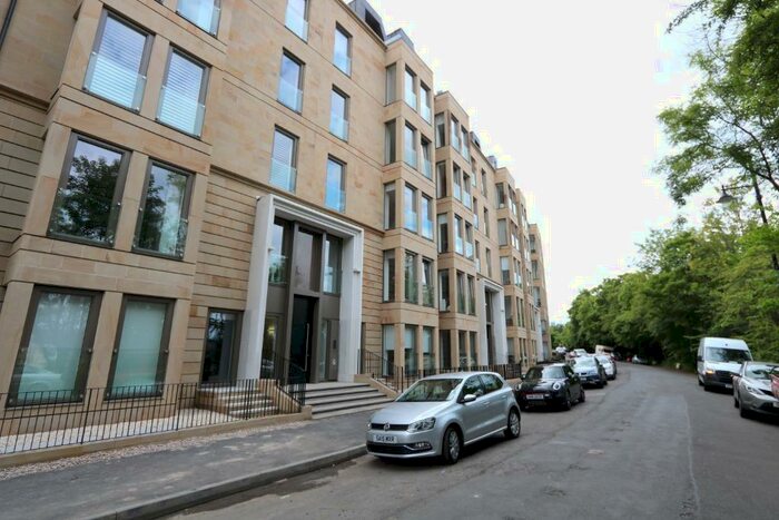 3 Bedroom Flat To Rent In Park Quadrant, Glasgow, G3