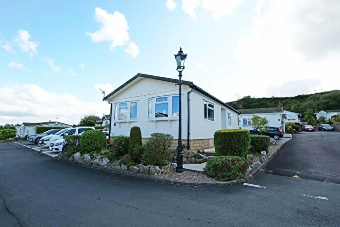 2 Bedroom Park Home For Sale In The Summit, Dales View Park, Salterforth, BB18