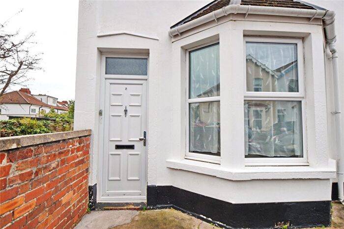 1 Bedroom Flat To Rent In Cheriton Place, Westbury On Trym, Bristol, North Somerset, BS9