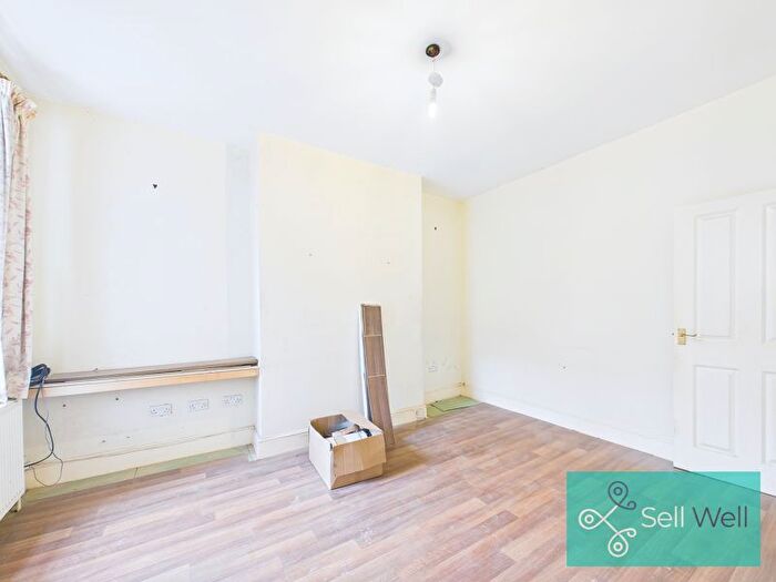 2 Bedroom Terraced House For Sale In Jones Street, Salford, M6