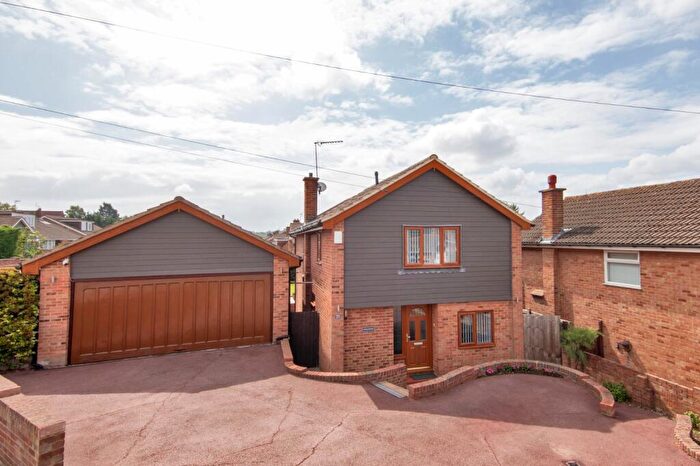 4 Bedroom Detached House For Sale In Flowerhill Way, Istead Rise, Gravesend, Kent, DA13