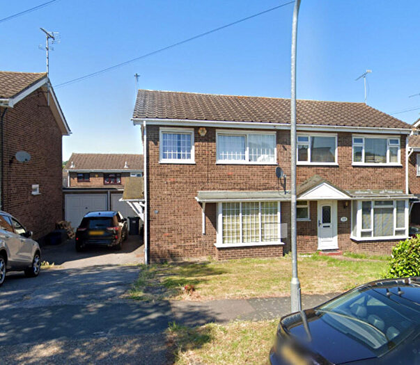 3 Bedroom Semi Detached House To Rent In Hudson Road, Leigh-on-sea, SS9