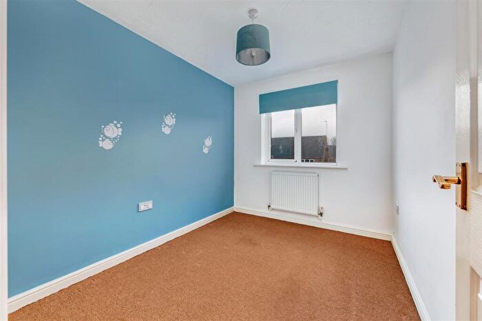 3 Bedroom Terraced House For Sale In Anderson Drive, Whitnash, Leamington Spa, CV31