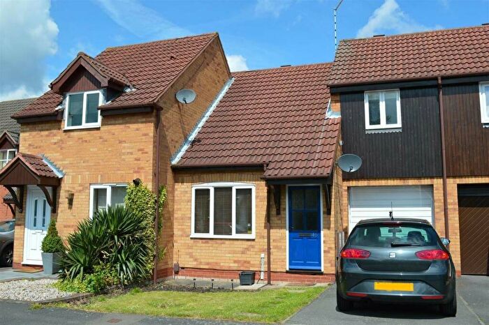 2 Bedroom House To Rent In Herons Court, Nottingham, Nottinghamshire, NG2