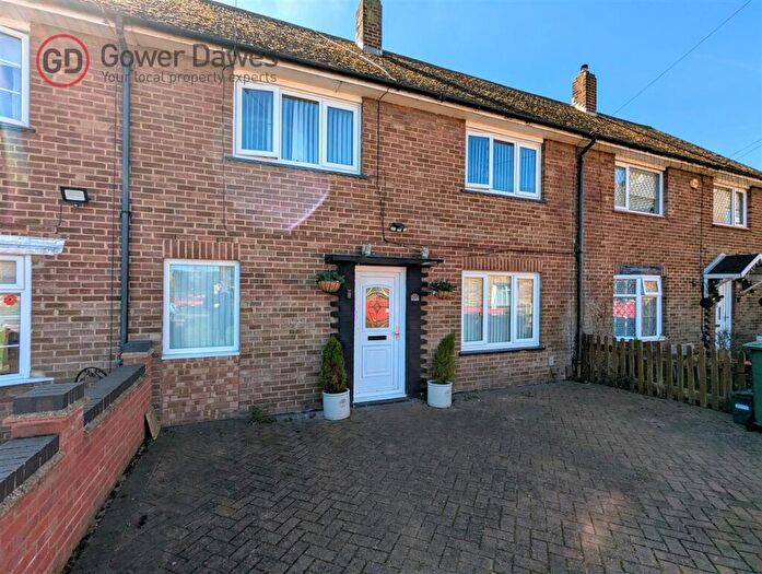 3 Bedroom Terraced House To Rent In St Teresa Walk, Chadwell St.Mary, RM16