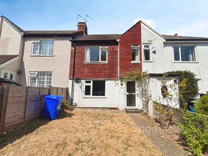 3 Bedroom Terraced House For Sale In Haig Road, Aldershot, Hampshire, GU12