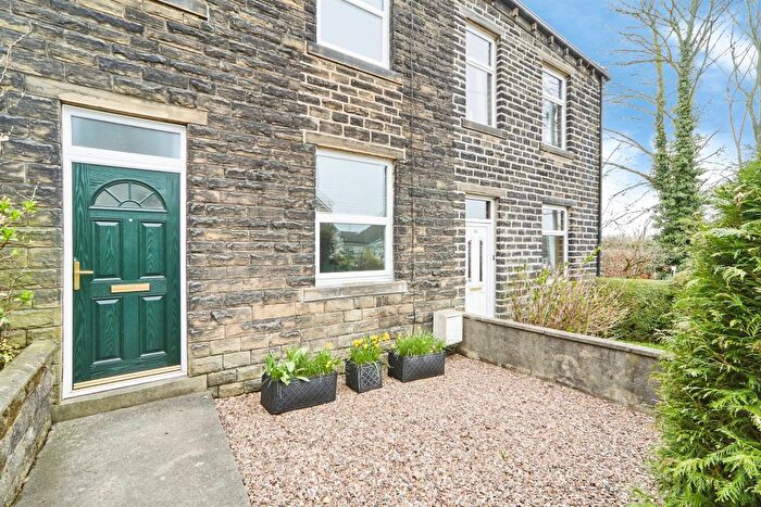 2 Bedroom Terraced House For Sale In Crooke Lane, Wilsden, Bradford, BD15