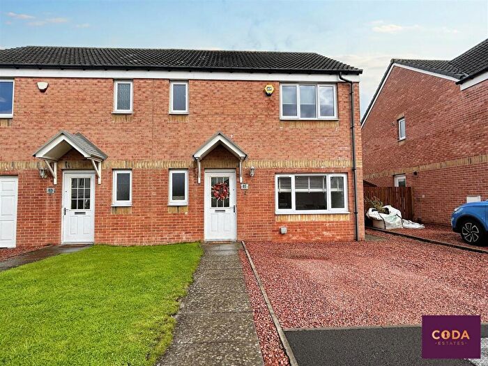 3 Bedroom Semi-Detached House For Sale In Farm Wynd, Lenzie, Glasgow, G66