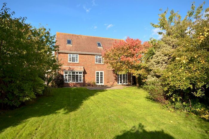 5 Bedroom Detached House To Rent In Longmead, Walberton, BN18