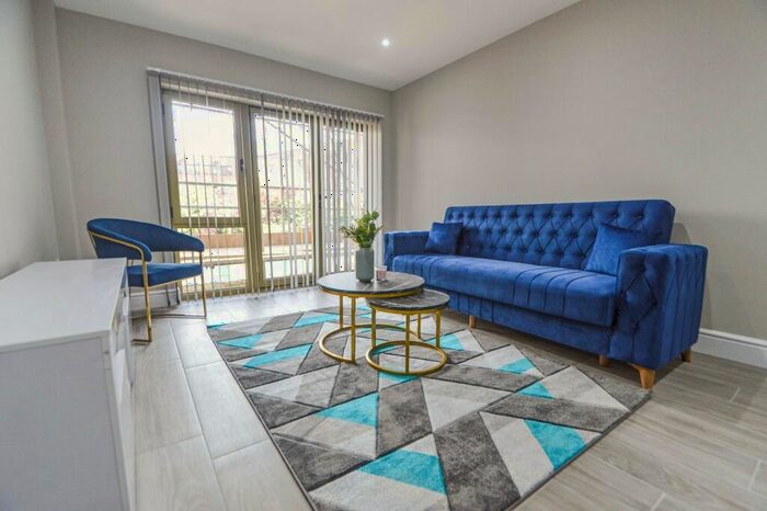 1 Bedroom Apartment To Rent In Station Road, Langley, Berkshire, SL3