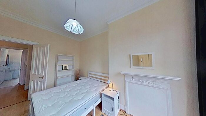 1 Bedroom Flat To Rent In Fergus Drive, Glasgow, G20