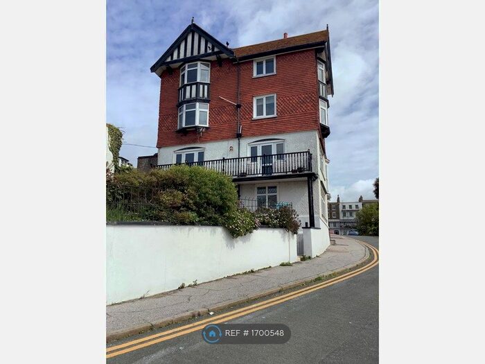 6 Bedroom End Of Terrace House To Rent In Albion Hill, Ramsgate, CT11