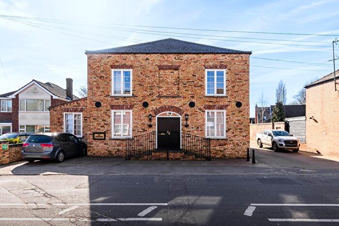 1 Bedroom Flat For Sale In High Street, Gosberton, PE11