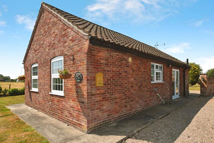 3 Bedroom Detached Bungalow For Sale In Main Road, New Bolingbroke, Boston, PE22