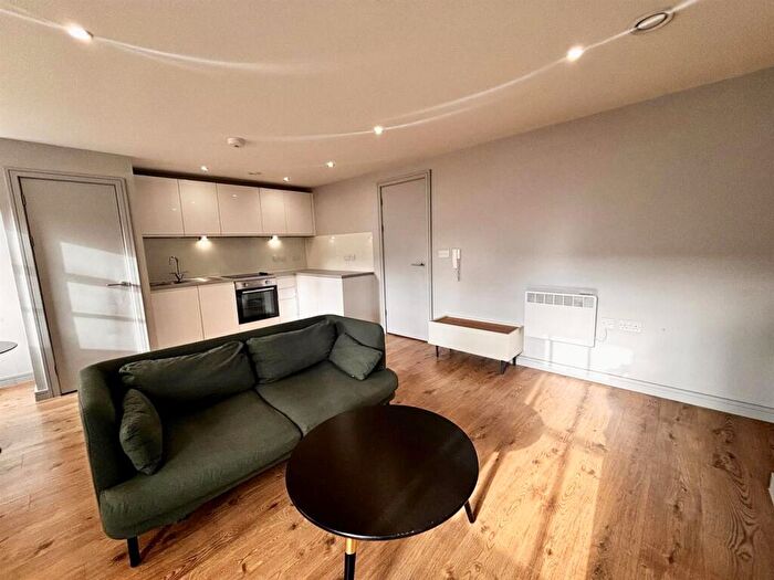 1 Bedroom Apartment To Rent In Upper Parliament Street, Liverpool, L8