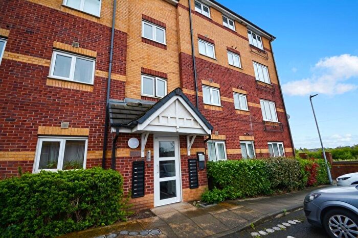 2 Bedroom Flat To Rent In Little Bolton Terrace, Salford, M5