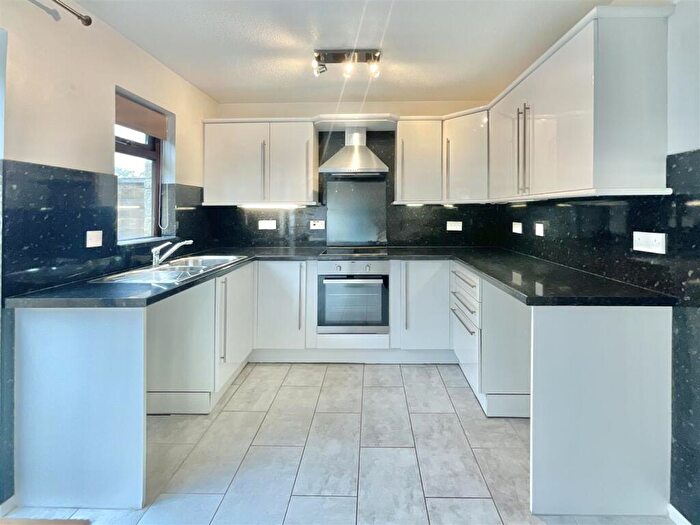 2 Bedroom Terraced House For Sale In Cirencester, GL7