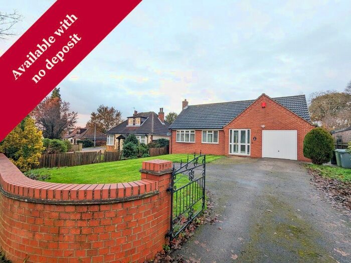 3 Bedroom Bungalow To Rent In Hill Avenue, Grantham, NG31
