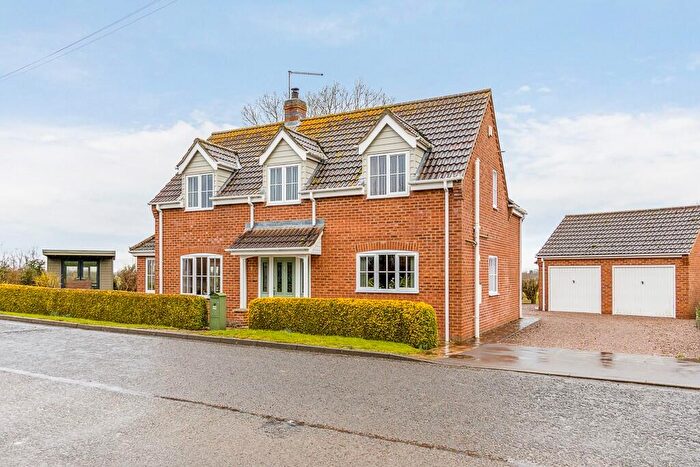 2 Bedroom Detached House For Sale In Church Road, Stickford, PE22