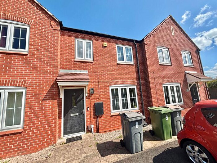 2 Bedroom House To Rent In Haweswater Grove, Nuneaton, CV11