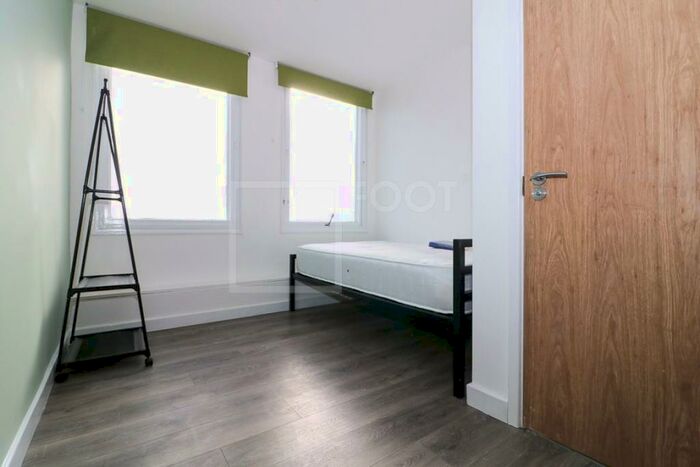 Studio To Rent In Colonnade House, Sunbridge Road, Bradford, BD1