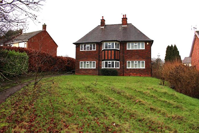 5 Bedroom Detached House For Sale In Whitecotes Lane, Walton, Chesterfield, Derbyshire, S40