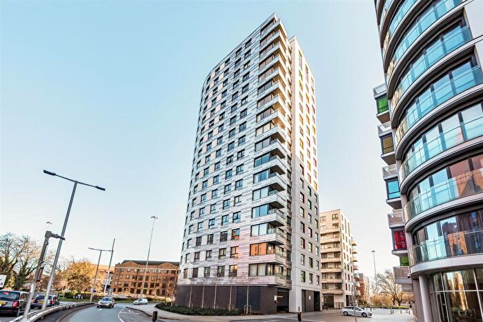 2 Bedroom Apartment For Sale In Hewitt Building, Alfred Street, Reading, RG1