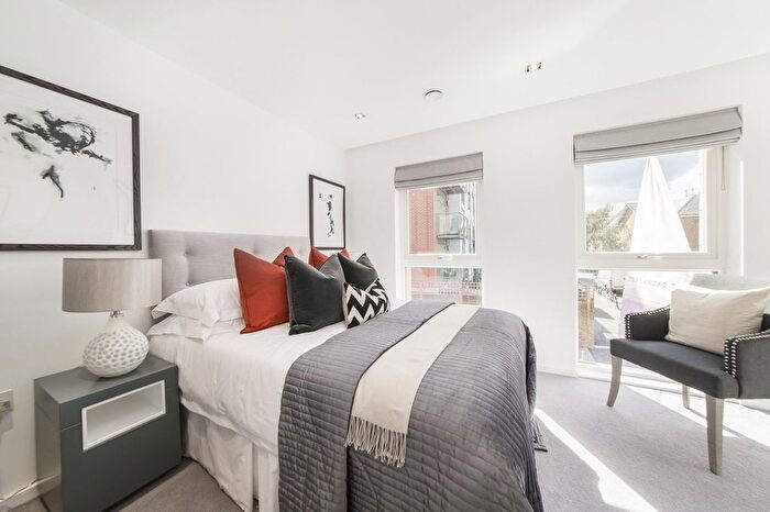 2 Bedroom Flat For Sale In The Landau, Farm Lane, Fulham, London, SW6