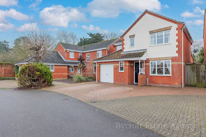 4 Bedroom Detached House For Sale In Sharpe Way, Ormesby, NR29